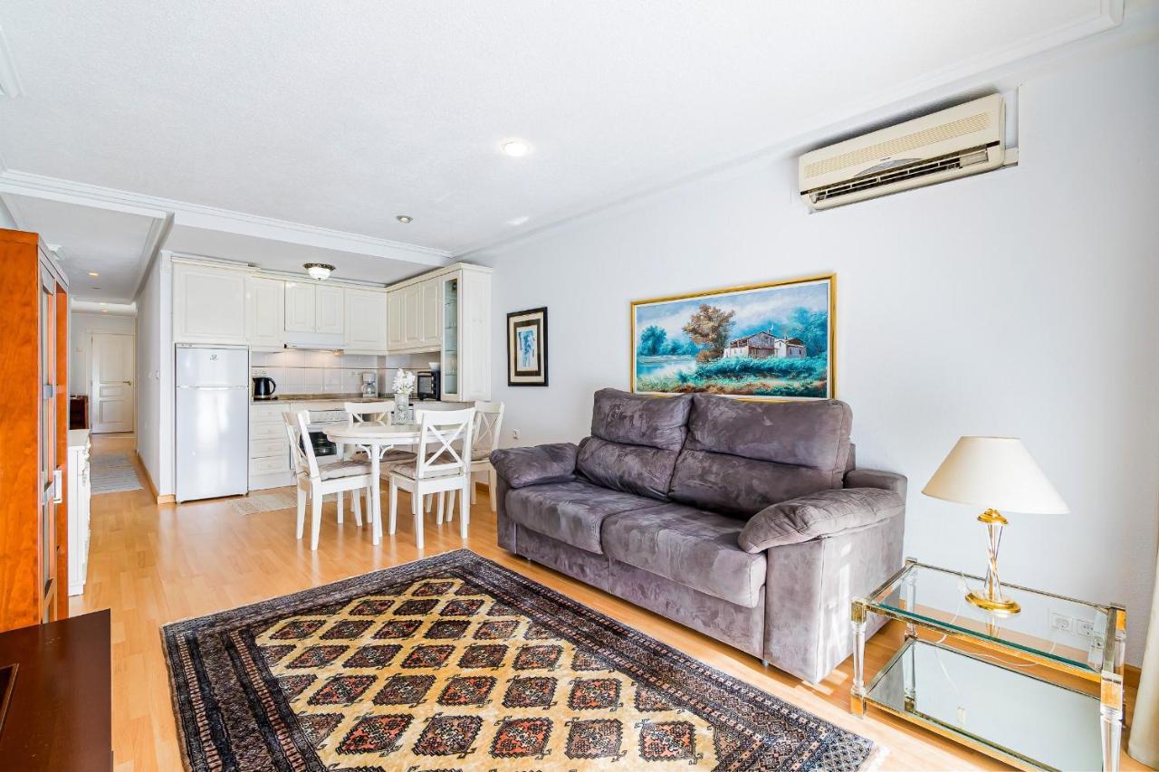 Apartment Natalia Torrevieja Extérieur photo
