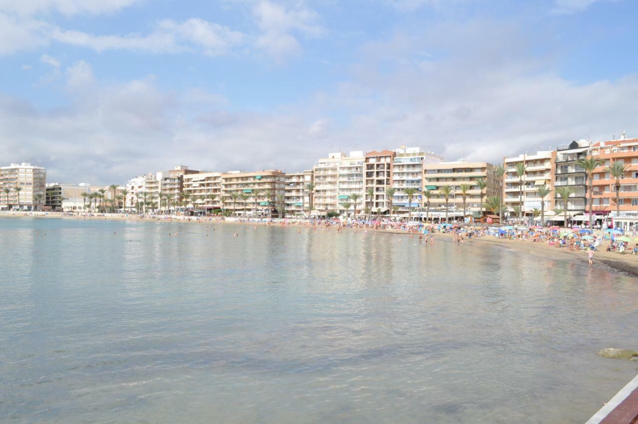 Apartment Natalia Torrevieja Extérieur photo